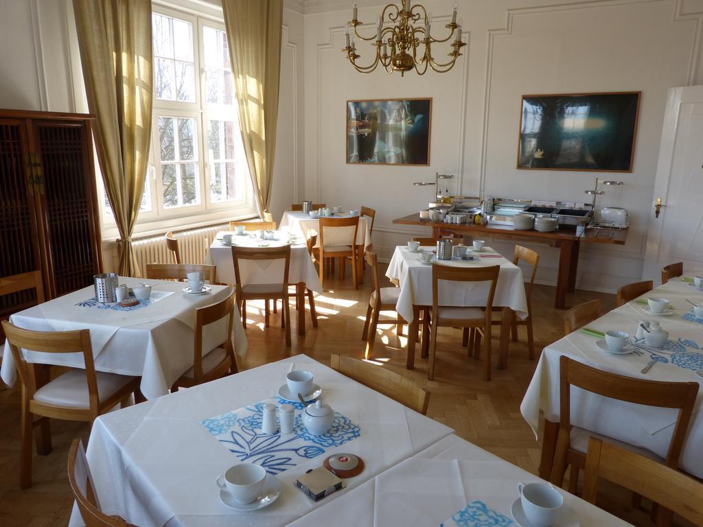 Hotel Fresena Im Dammtorpalais Hamburg-Harburg Exteriör bild