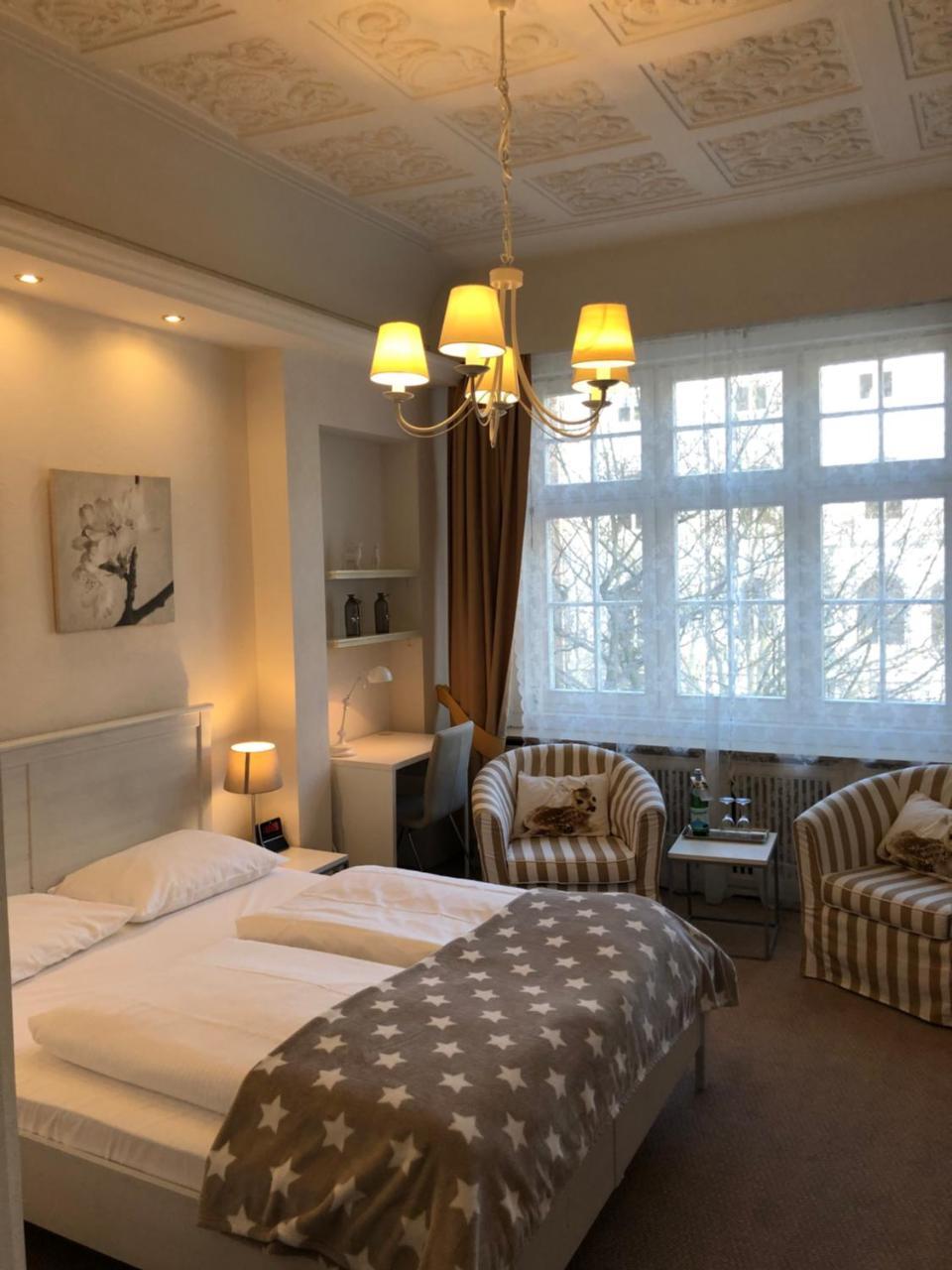 Hotel Fresena Im Dammtorpalais Hamburg-Harburg Exteriör bild