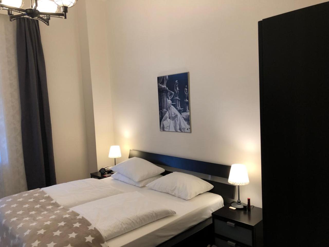 Hotel Fresena Im Dammtorpalais Hamburg-Harburg Exteriör bild